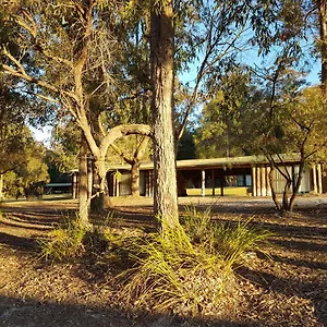  Lodge Woodbine Park Eco Cabins Australia